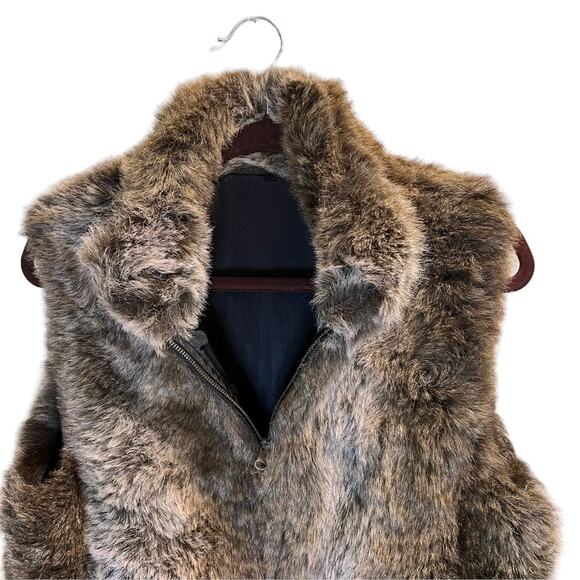 Blassport Women's Brown Faux Fur Collared Zip Front Reversible Vest Size Small - Picture 2 of 15